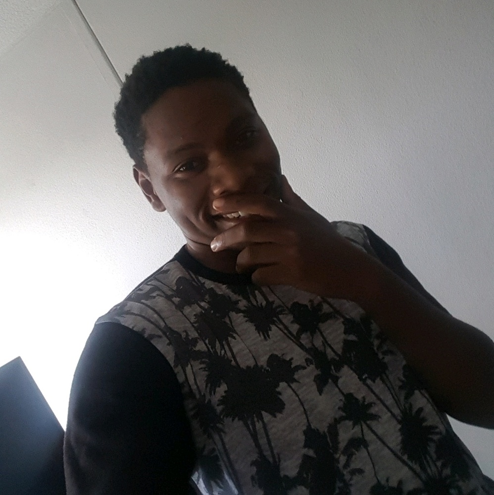 Meet your Posher, Denzel